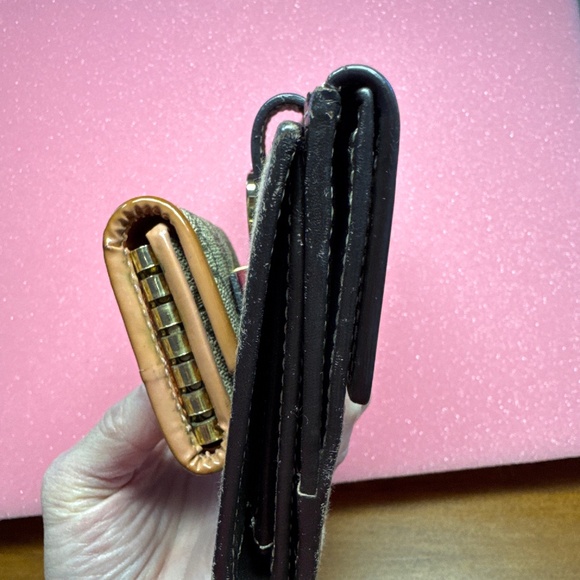 Authentic Gucci wallet bundle - Picture 8 of 11